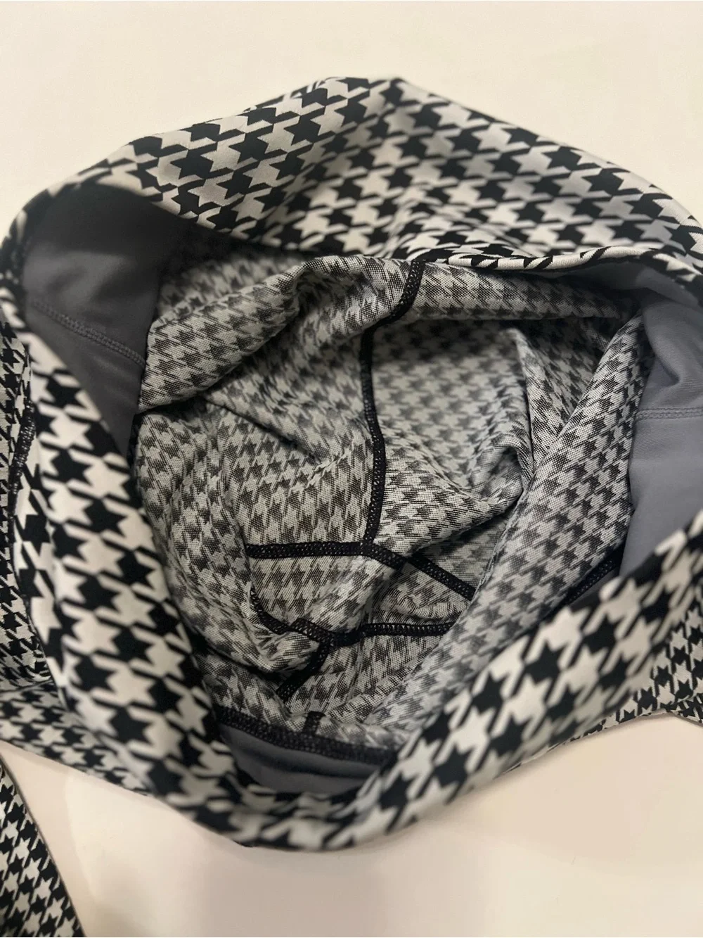 Nike One Icon Clash Houndstooth Leggings Medium Black White Dri-FIT 7/8 Athletic